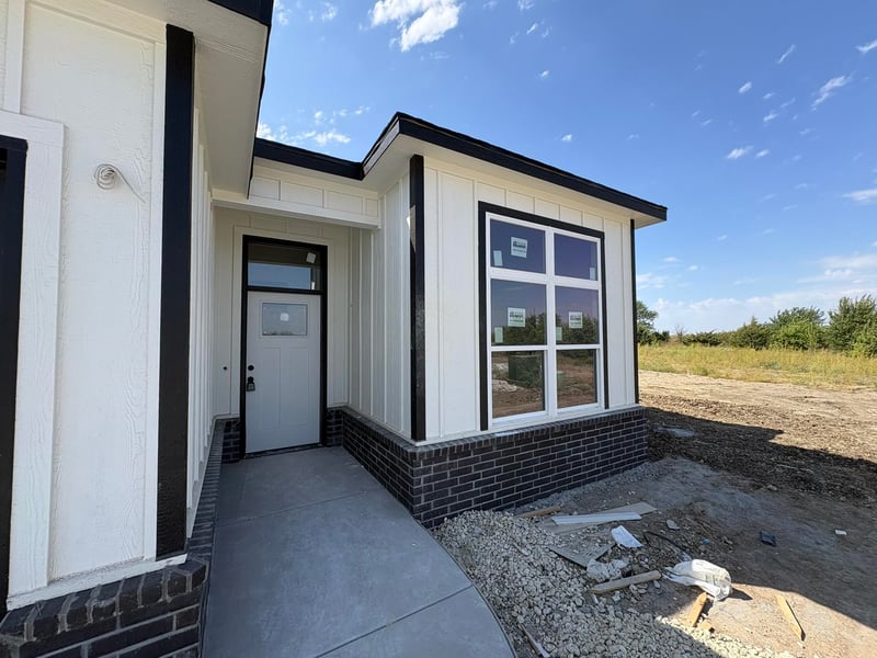 9213 Melissa Ave, Bel Aire, KS 67226