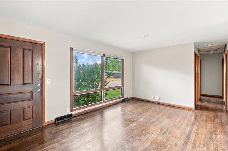 1415 N Prairie Ln, Derby, KS 67037