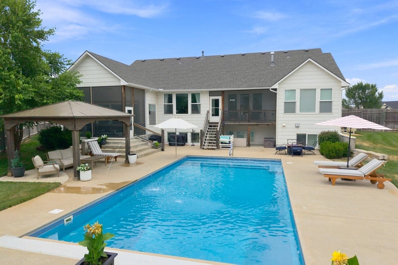 2981 N Gulf Breeze Cir, Wichita, KS 67205