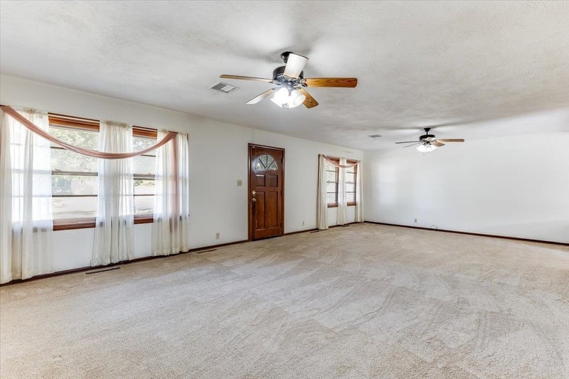 1418 N Pleasant Vw, Wichita, KS 67203
