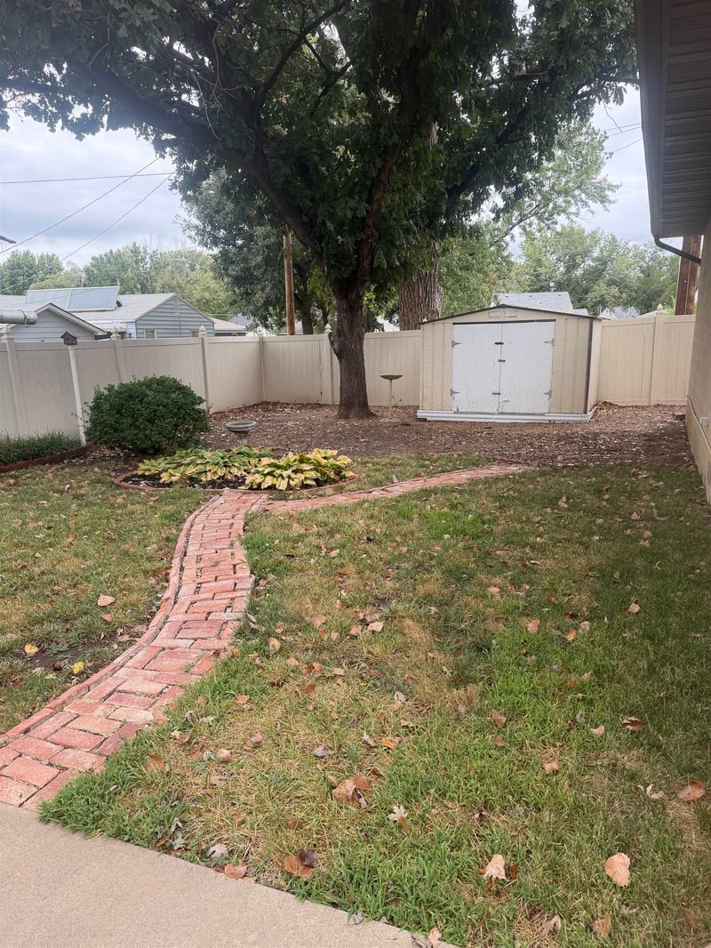 1404 W Towanda, El Dorado, KS 67042