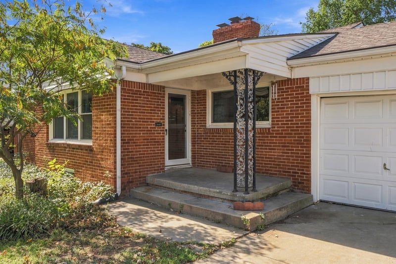 5605 E Rockwood Rd, Wichita, KS 67208