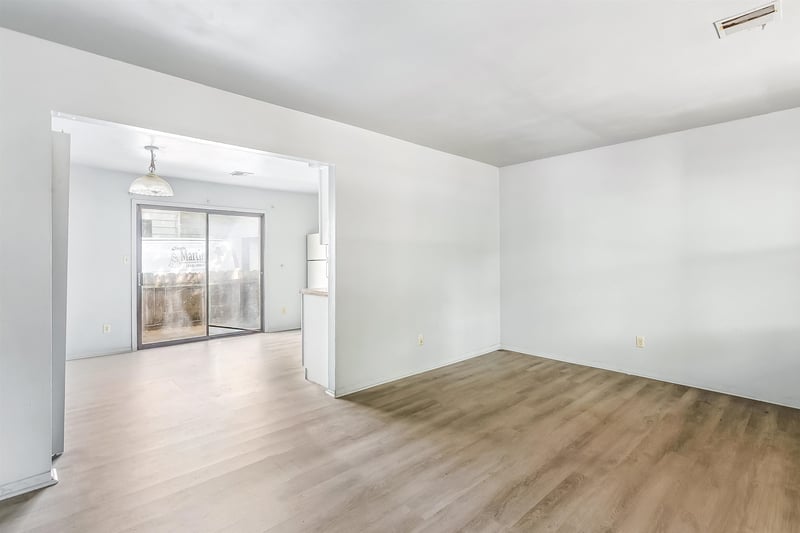430 N Dodge #432 N Dodge, Wichita, KS 67203