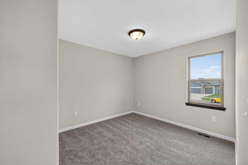 2618 E Spring Meadows Ct, Derby, KS 67037