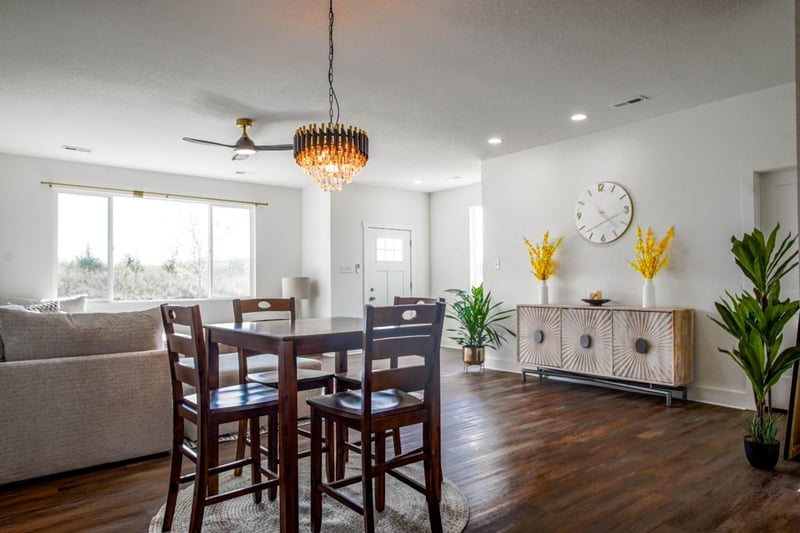 275 S Arborvalley, Valley Center, KS 67147