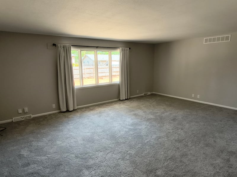4206 W 17th Street N, Wichita, KS 67212-1708