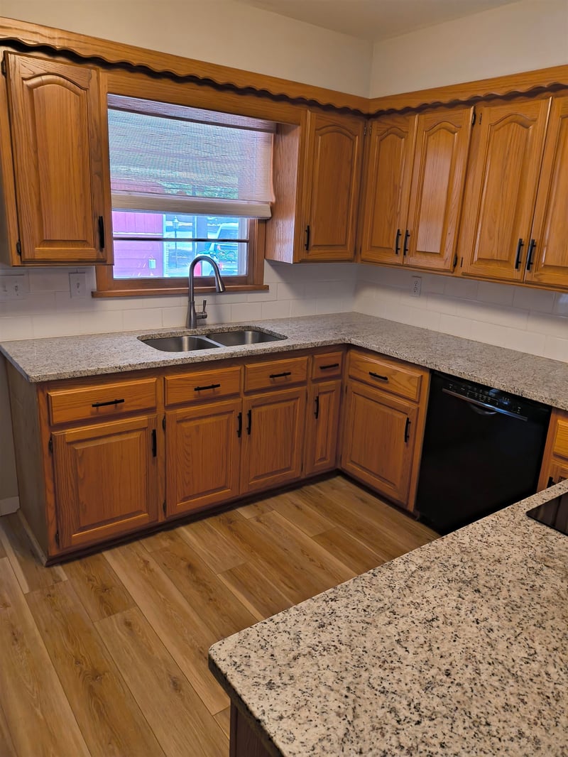 4206 W 17th Street N, Wichita, KS 67212-1708