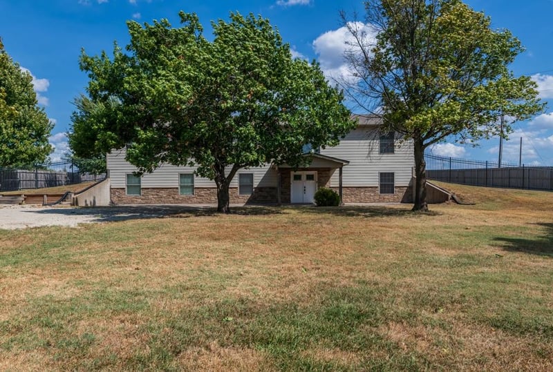 11967 SW 99th St, Augusta, KS 67010