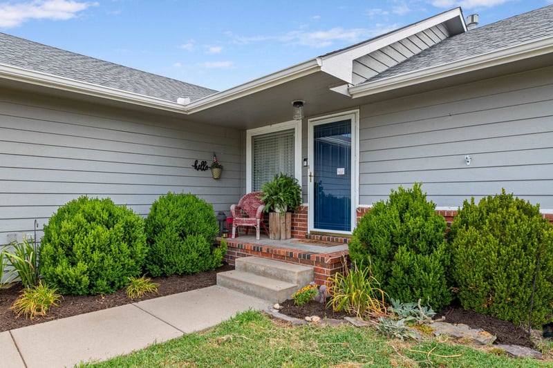 6348 N Chisholm Pointe, Park City, KS 67219