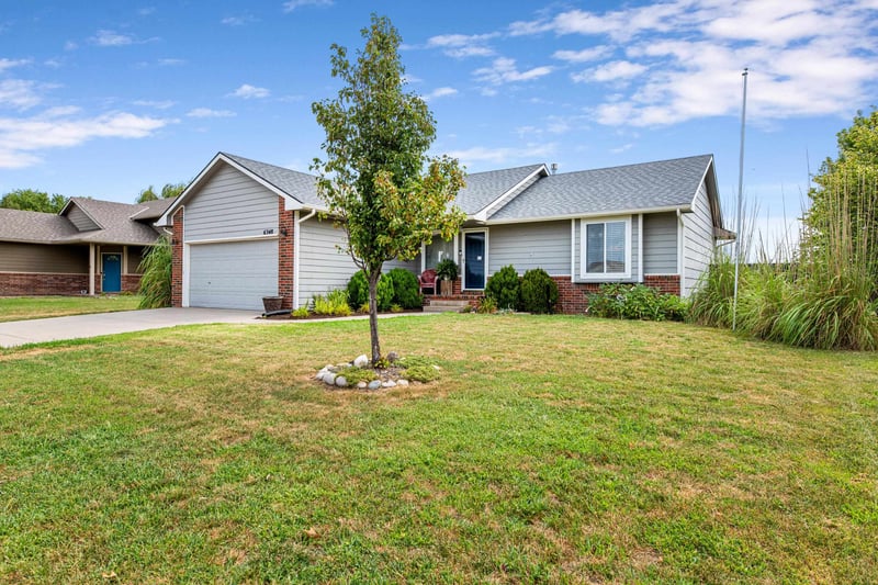 6348 N Chisholm Pointe, Park City, KS 67219