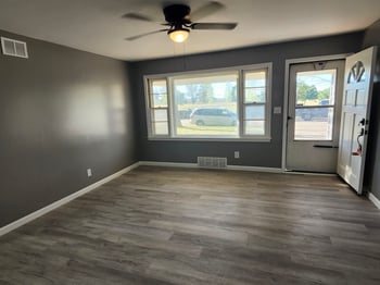 5908 E Kinkaid St, Wichita, KS 67218