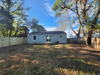 5908 E Kinkaid St, Wichita, KS 67218