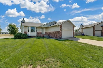 12013 W Grant Ct, Wichita, KS 67235
