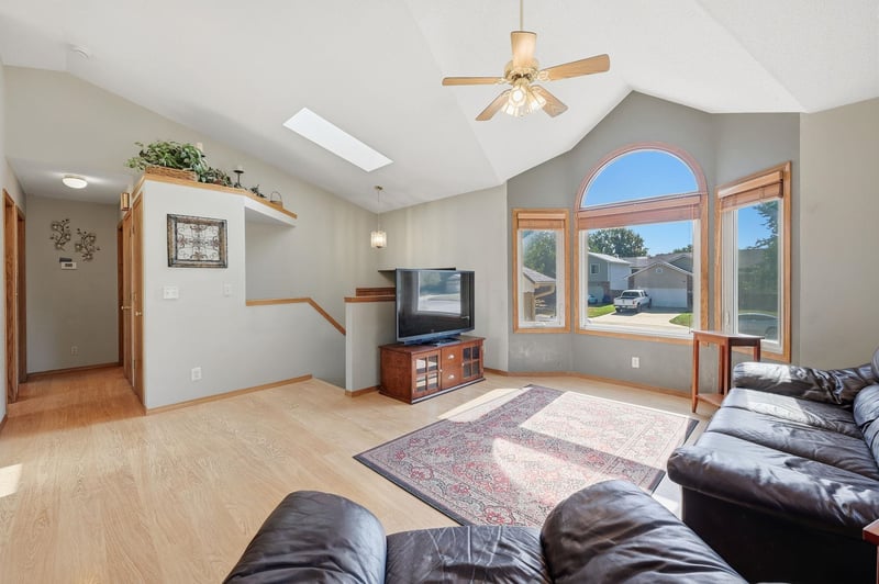 10026 W Yosemite Ct, Wichita, KS 67215