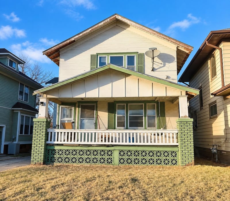 408 W Walnut St, Salina, KS 67401
