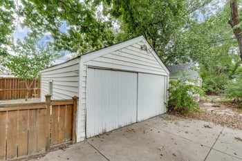 123 N Bleckley Dr, Wichita, KS 67208