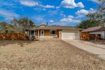 10 Argon Dr, Goddard, KS 67052