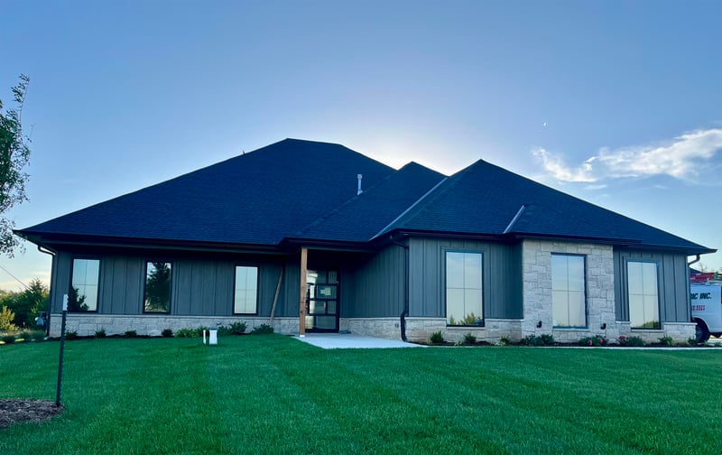 240 S Cedar Hill Blvd, Valley Center, KS 67147