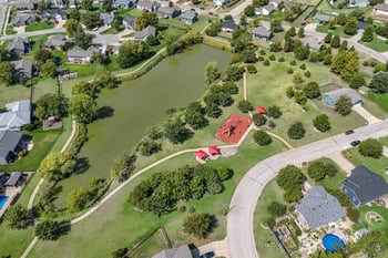 1101 N Parkway Dr, Valley Center, KS 67147