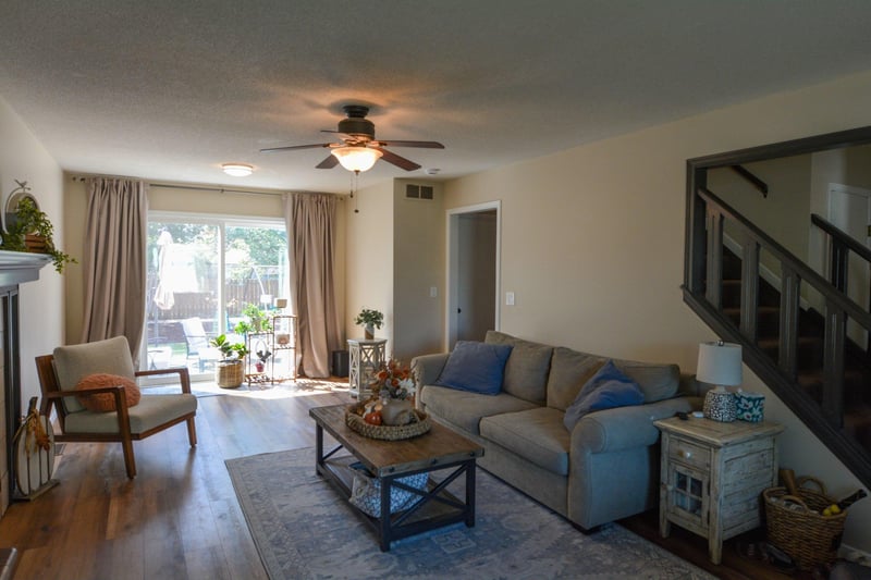 219 E Sandhill Rd, Derby, KS 67037-3835