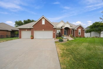 2337 W Harborlight, Wichita, KS 67204