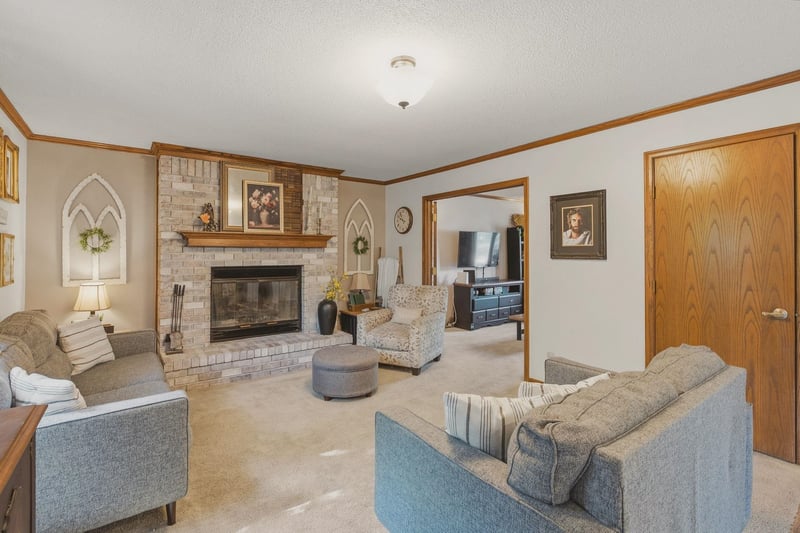 126 S Prescott St, Wichita, KS 67209-3449