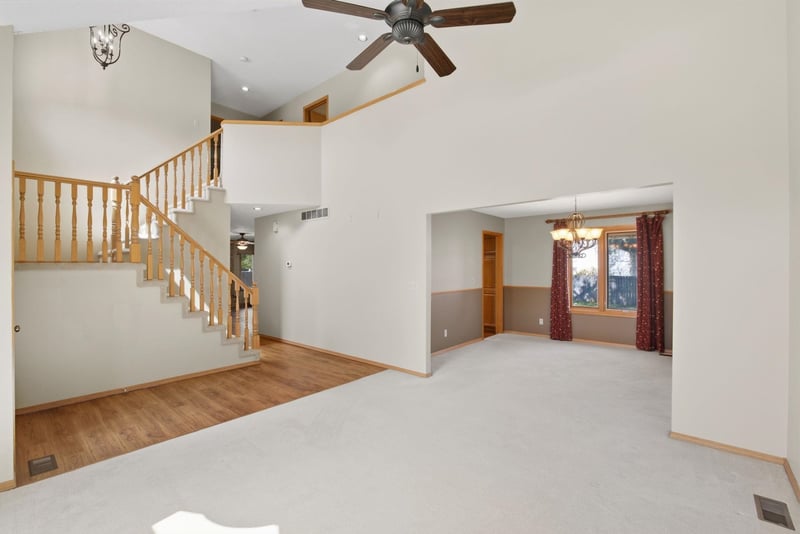 10214 W Jamesburg St, Wichita, KS 67212
