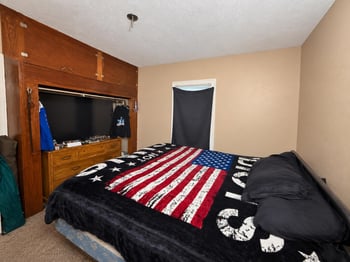 1636 S Market St, Wichita, KS 67211