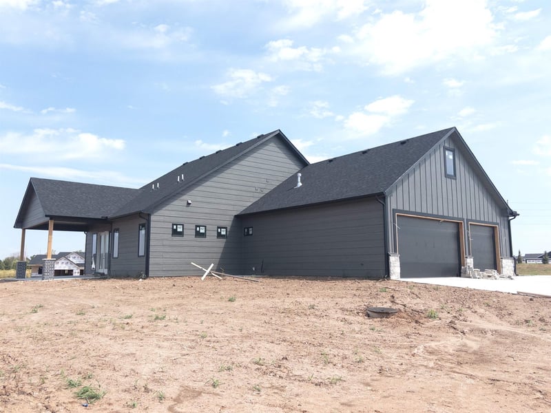 1624 Diamond Cir, Mulvane, KS 67110