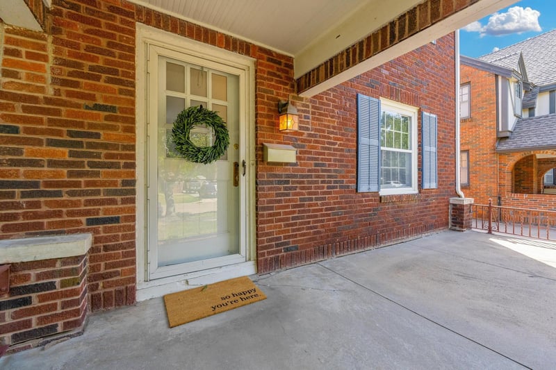144 N Dellrose Ave, Wichita, KS 67208