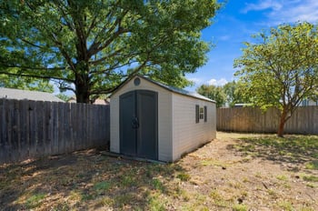1844 N Evergreen Ln, Wichita, KS 67212