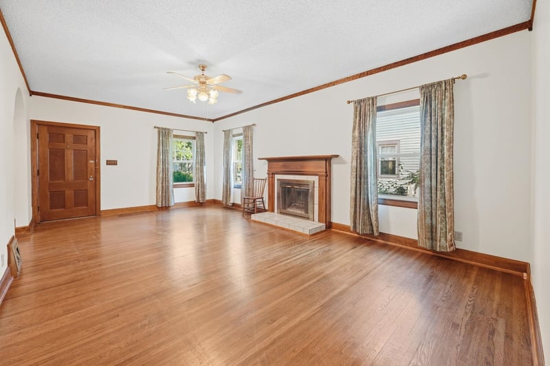 433 S Fern, Wichita, KS 67213