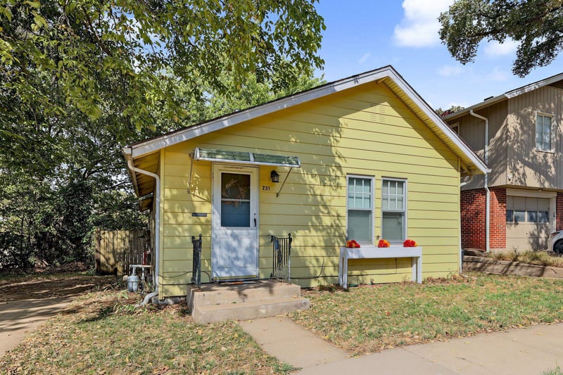 731 Cliff Dr, Augusta, KS 67010