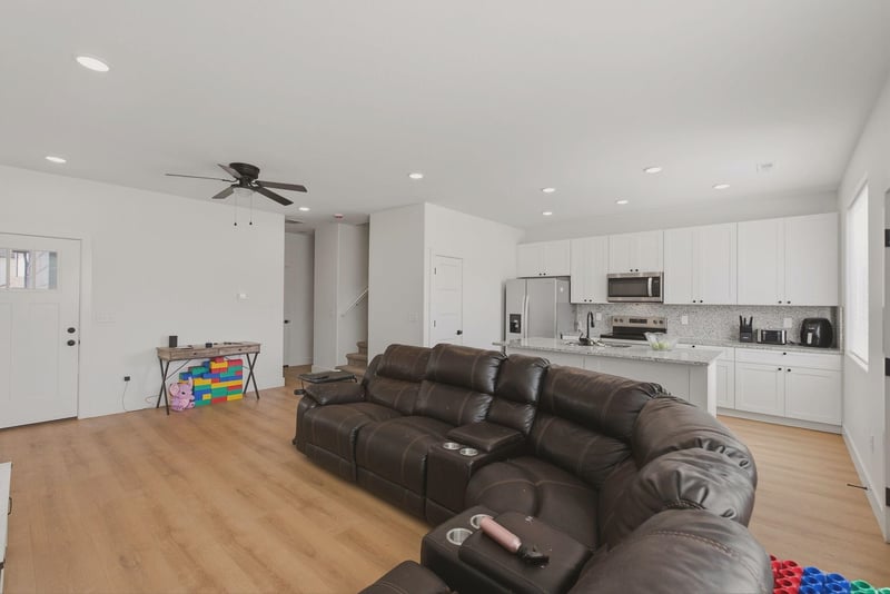 707 E Briarbrook Ln #709 E Briarbrook Ln, Park City, KS 67147