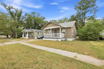 3110 W Maple St, Wichita, KS 67213