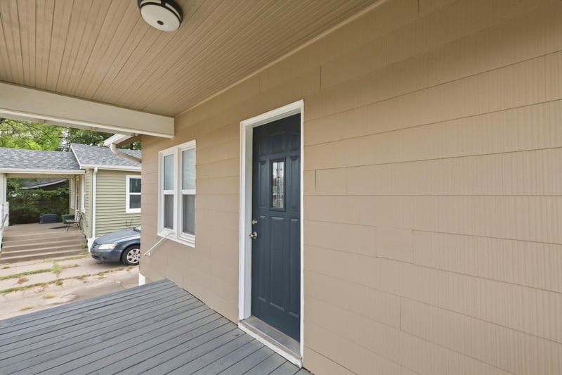 3110 W Maple St, Wichita, KS 67213