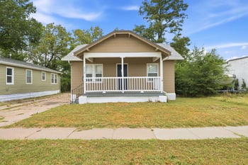 3110 W Maple St, Wichita, KS 67213