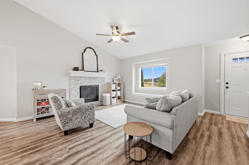 5262 N Rock Springs St, Bel Aire, KS 67226