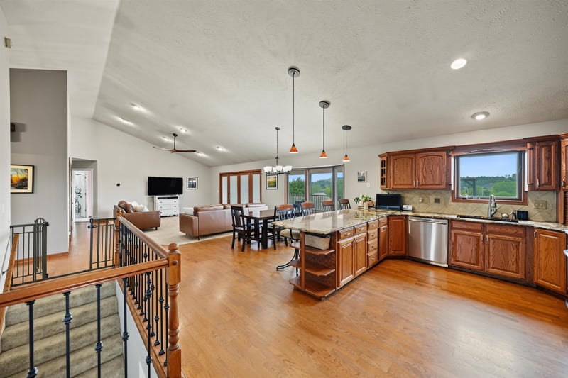 1728 Cottonwood, Bennington, KS 67422