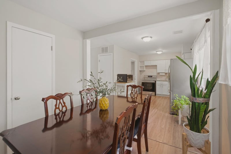 2916 S Bennett, Wichita, KS 67217