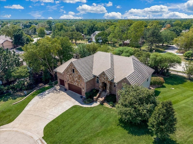 607 18th Fairway, Andover, KS 67002-9114
