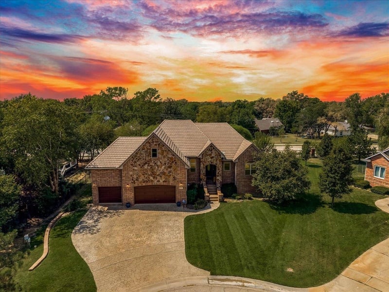 607 18th Fairway, Andover, KS 67002-9114