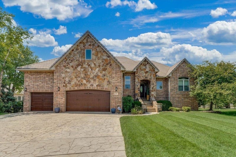607 18th Fairway, Andover, KS 67002-9114