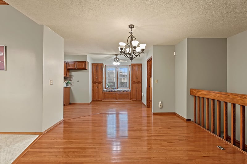 14001 E Lakeview Dr, Wichita, KS 67230