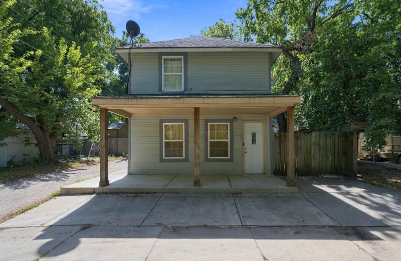 317 W 12th St N, Wichita, KS 67203