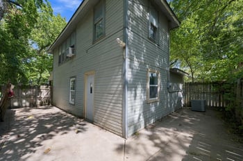 317 W 12th St N, Wichita, KS 67203