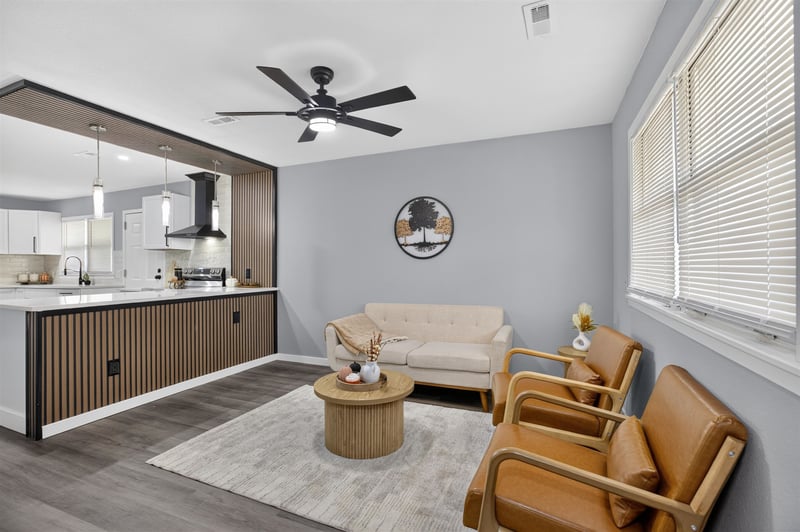 828 N Poplar, Wichita, KS 67214