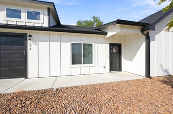 474 E Harper St, Valley Center, KS 67147-8948