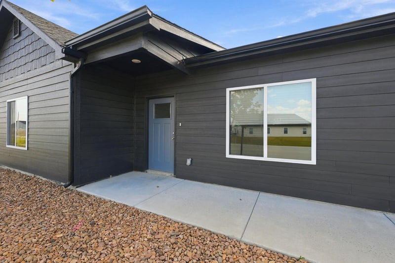 819 S Jay St, Valley Center, KS 67147-8948