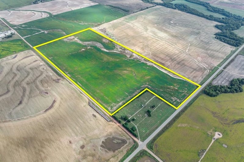 00000 W 10th, Milan, KS 67105